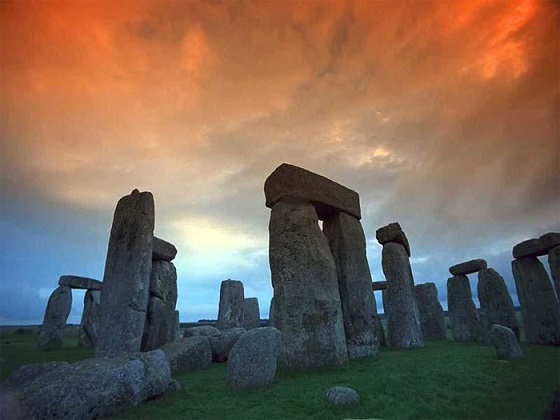 Anglick�  Stonehenge